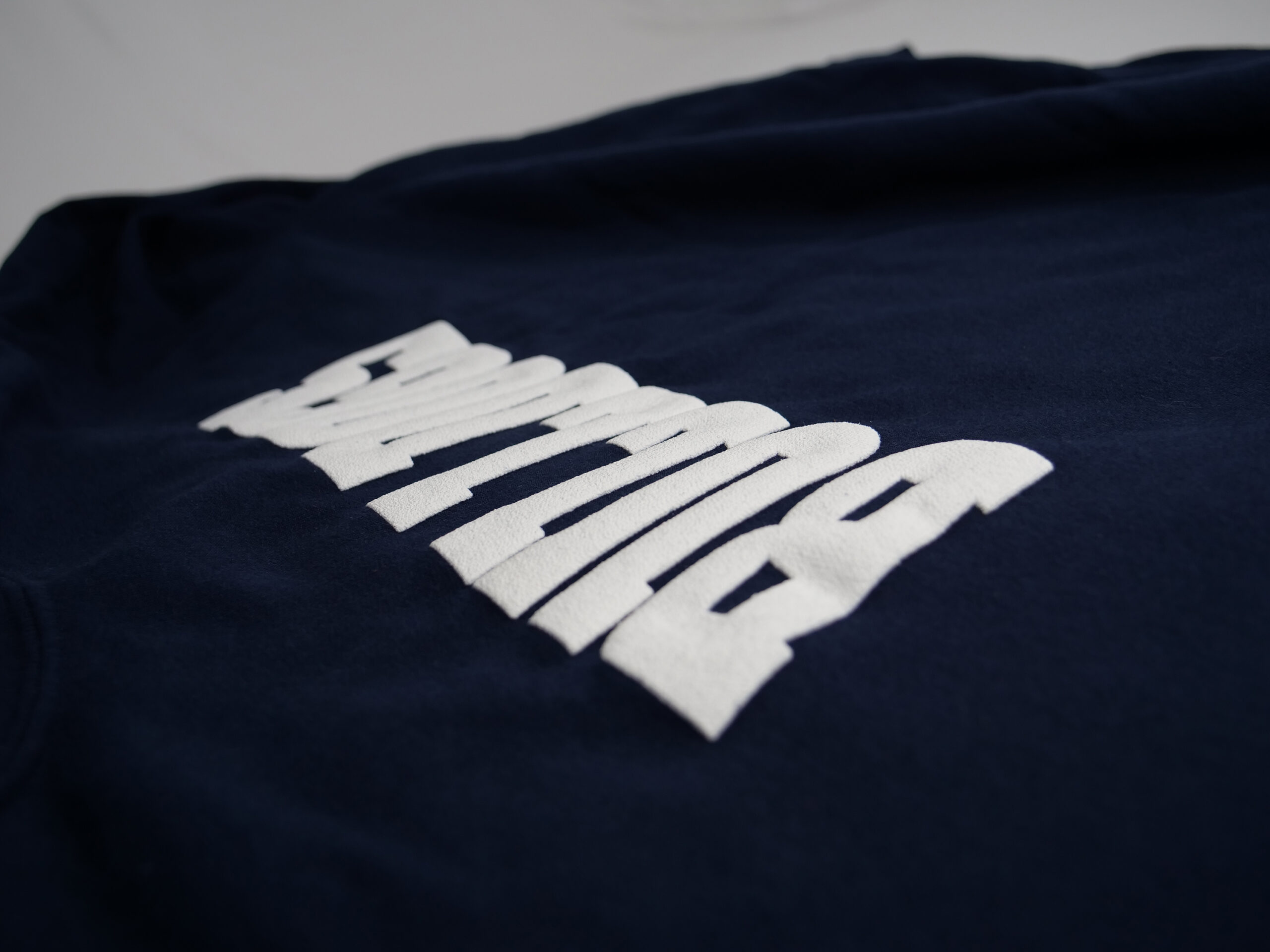 Puff print on navy